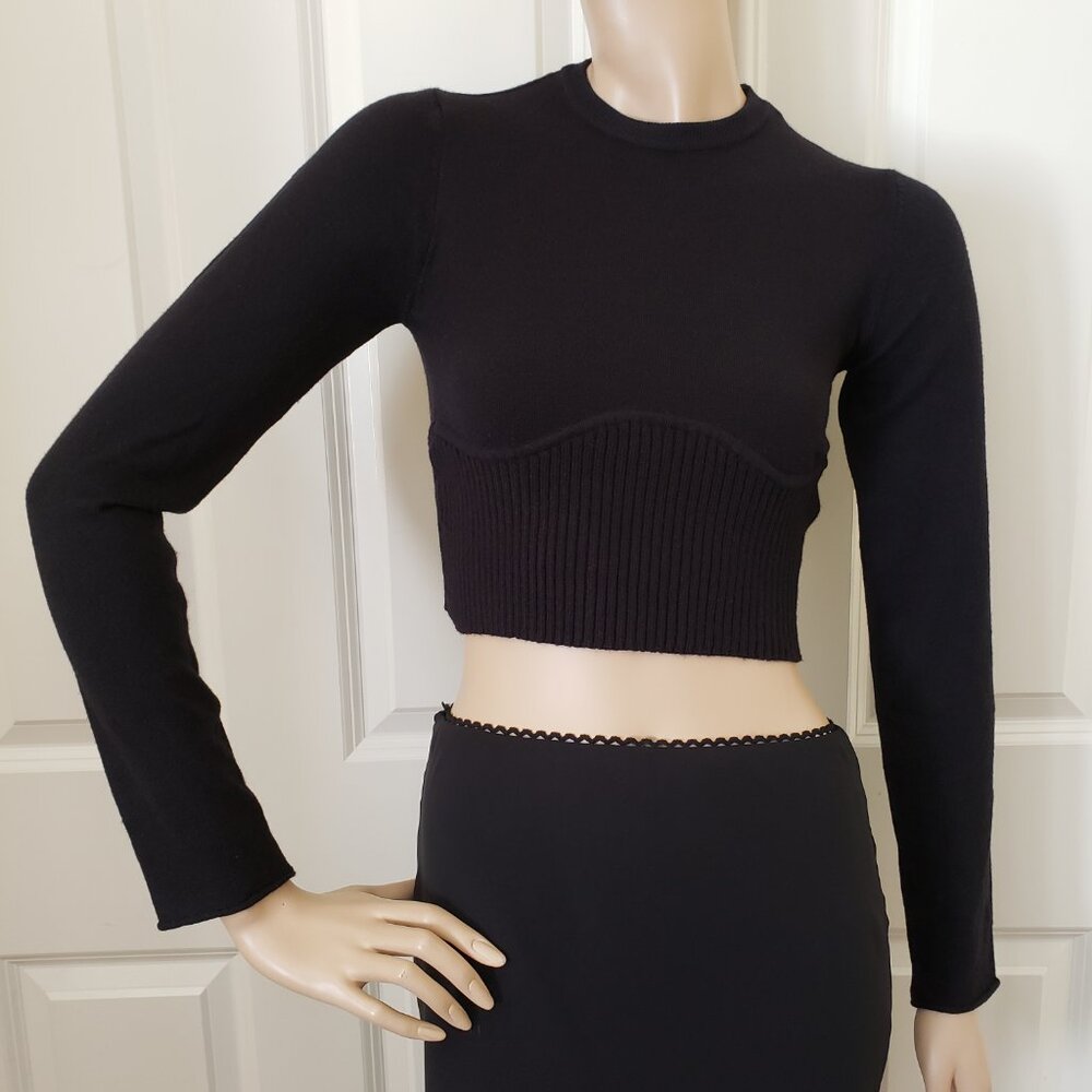 White Fox Cropped Knit Top SZ M Black